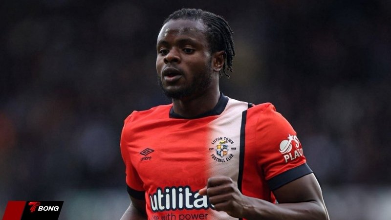 Millenic Alli duy trì vị thế trụ cột tại Portsmouth